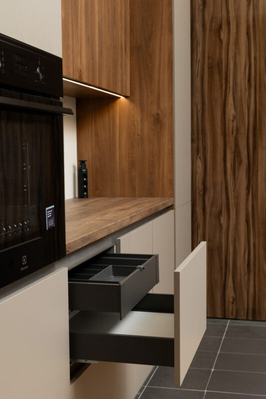 c35ba4ec-7717-46f1-bccc-a987b6a8d2ee