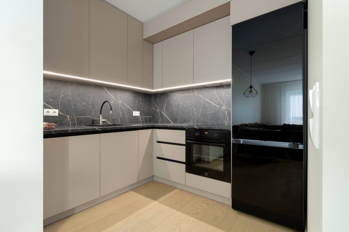 76054f72-e33c-4321-bc2b-8e47f689ef1a