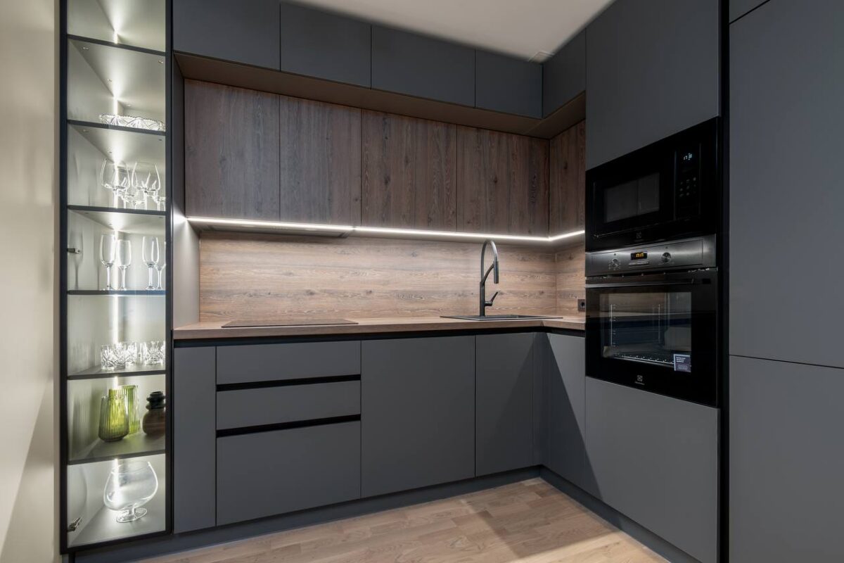 d232de04-54cb-4e90-951d-7ac1a28c9351